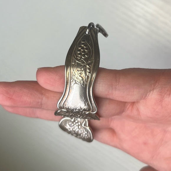 Sterling silver .925 magnetic closure cuff bracelet small wrists. - Picture 8 of 11